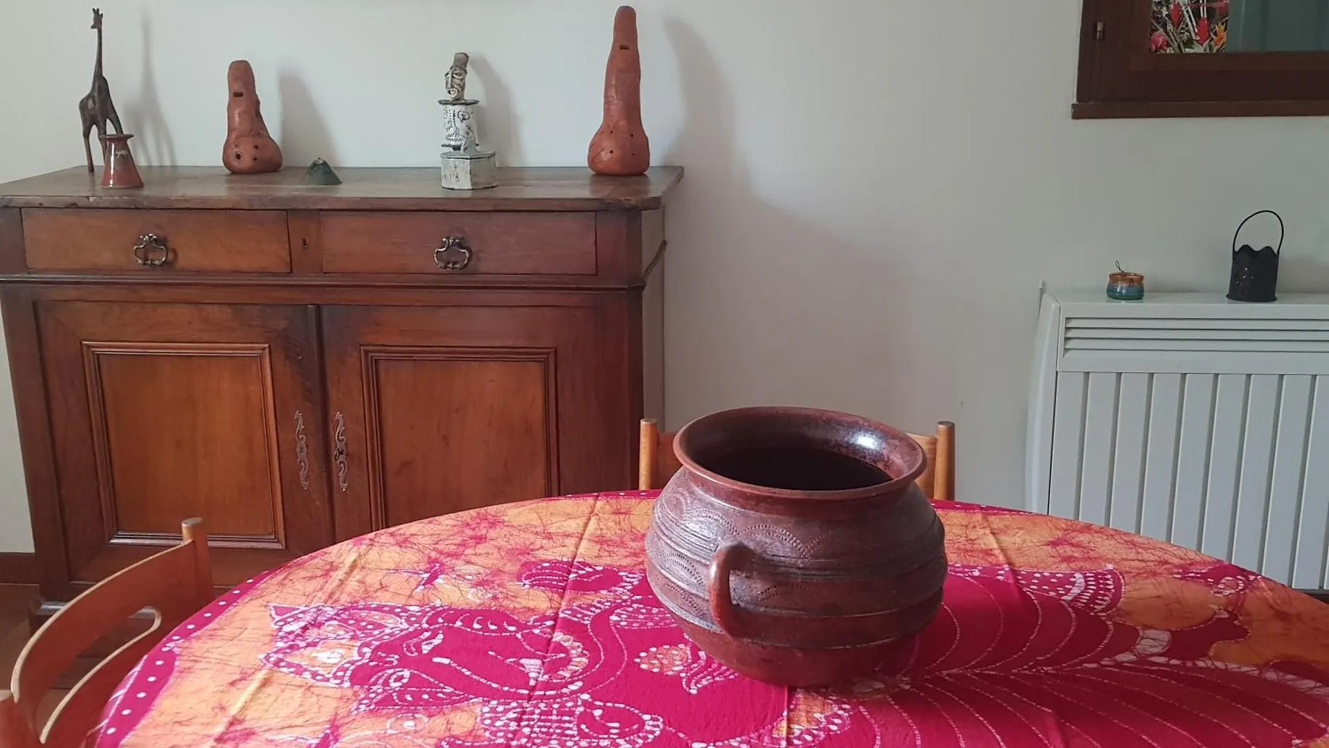 Chambre Dans Petit Havre De Paix Avec Piscine Chauffee Au Coeur Du Luberon Gargas